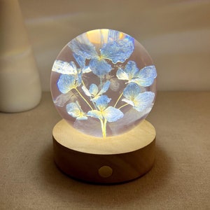 Custom Hydrangea Resin Ball, Blue Flower Night Light, Dried Flower Night Lamp, Preserved Floral Resin Art, Eternal Flower Lamp, Holiday Gift